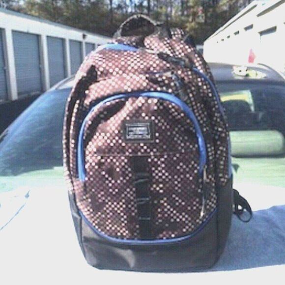 Backpack . Size: 18" x 13.25" x 7" Padded Back for Maximum Comfort . Eastport - Picture 1 of 6
